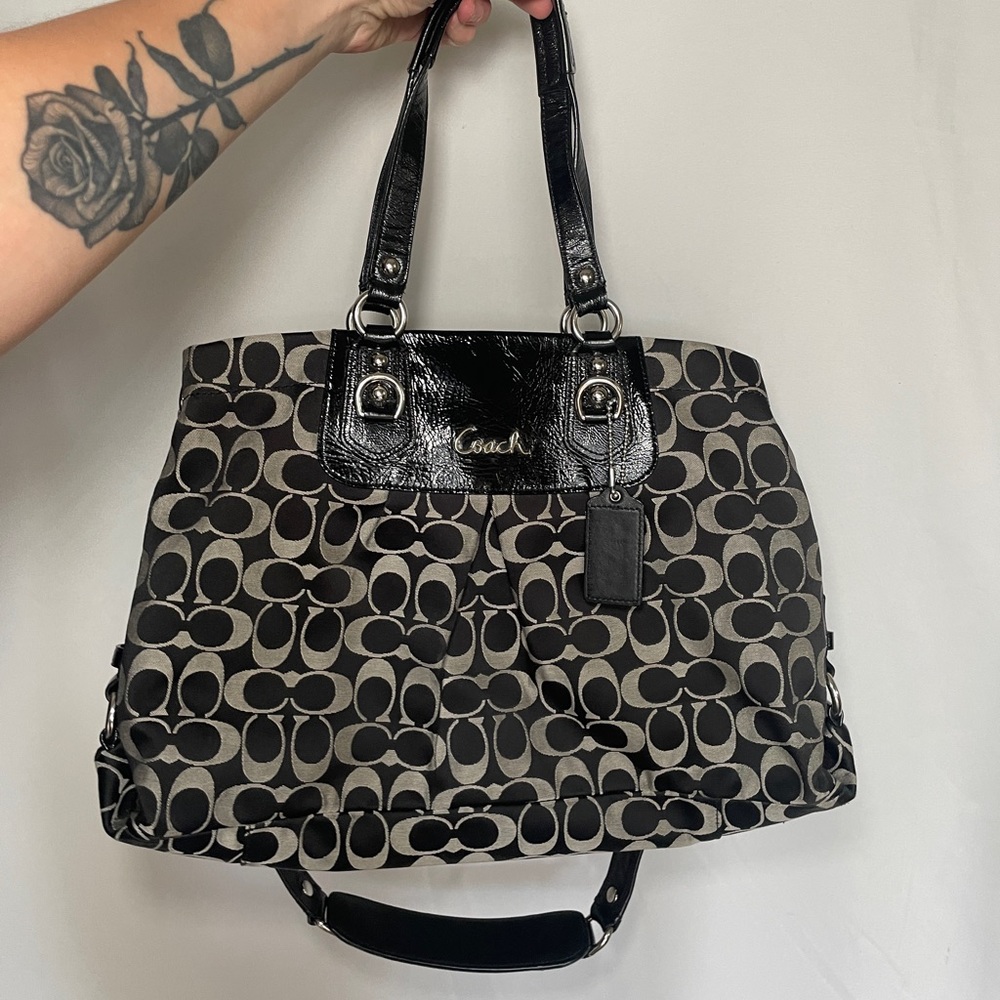 Authentic COACH Handbag